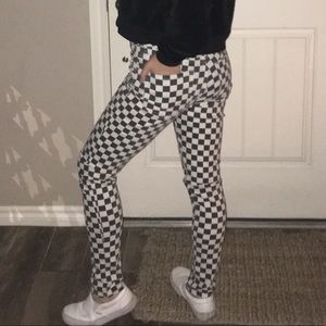 High Wasted Checkered Jeans